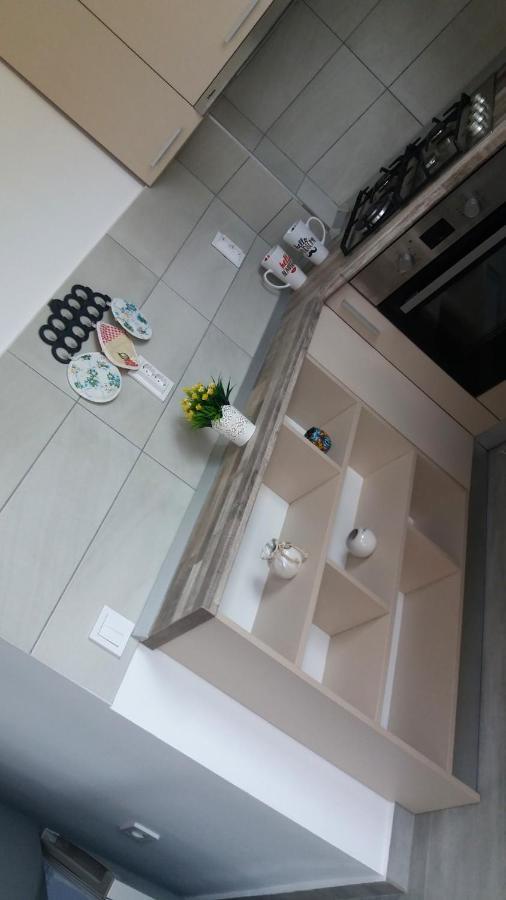 Апартаменты Cazare Apartament Rasnov Экстерьер фото