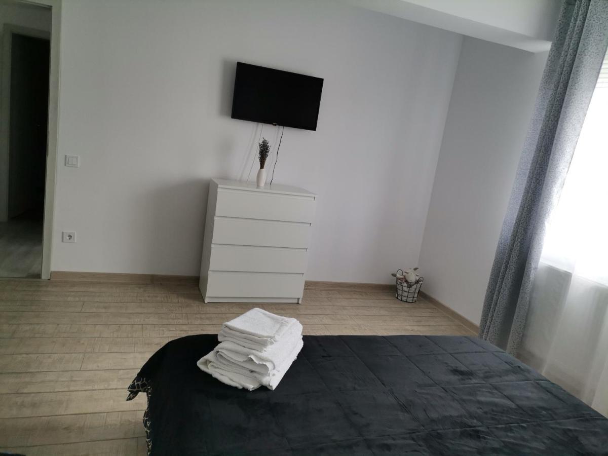 Апартаменты Cazare Apartament Rasnov Экстерьер фото